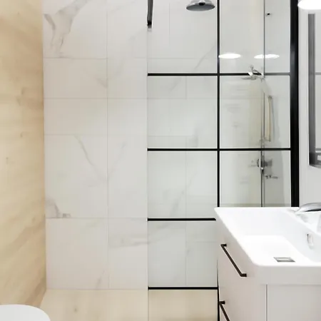 Bliska Wola Garaz Expo