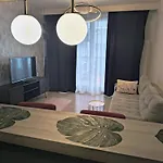 Bliska Wola Garaz Expo Lägenhet *