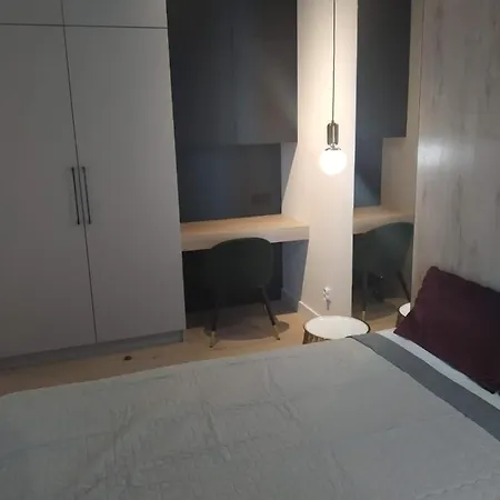 Bliska Wola Garaz Expo Apartment