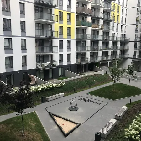 Bliska Wola Garaz Expo شقة *