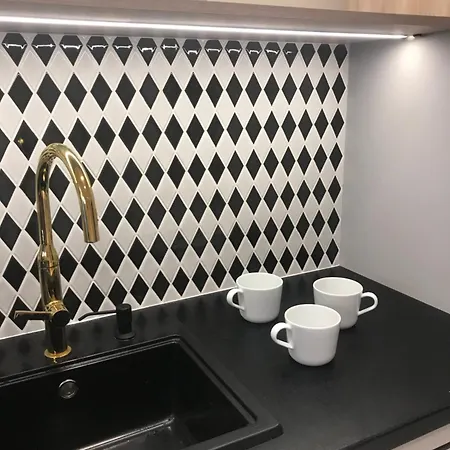 Bliska Wola Garaz Expo Apartment Warsaw