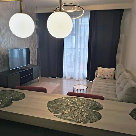 Bliska Wola Garaz Expo Apartment *