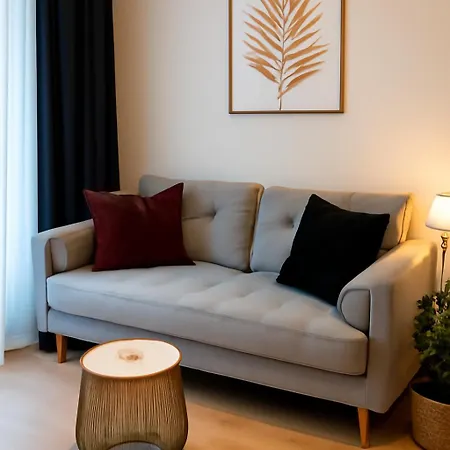 Bliska Wola Garaz Expo Apartment *