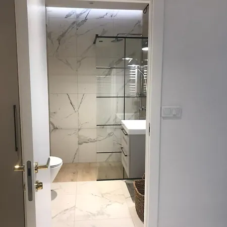 Bliska Wola Garaz Expo