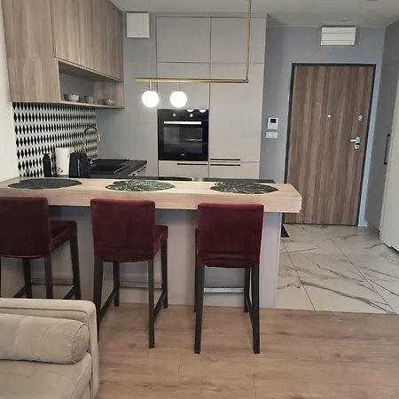 Bliska Wola Garaz Expo Varşova